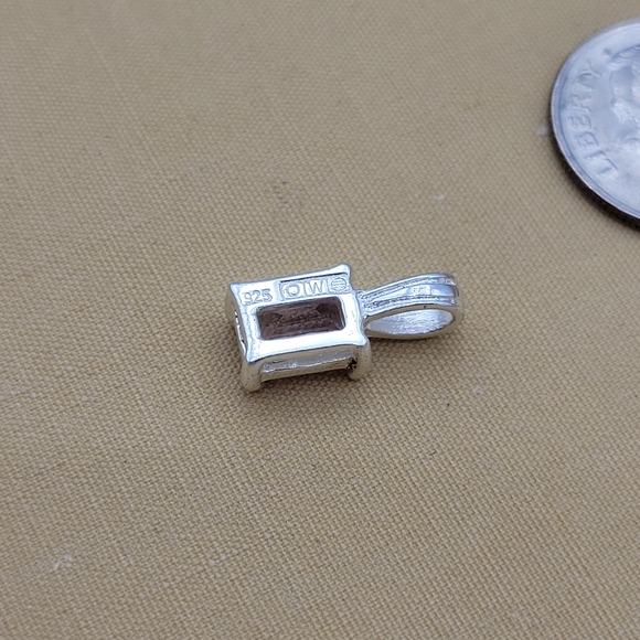 Small sterling silver OTW light Amthyest Necklace pendant - Picture 5 of 8